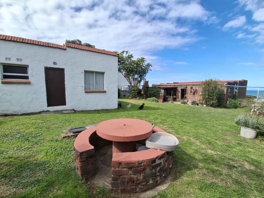 3 Bedroom Property for Sale in Winterstrand Eastern Cape